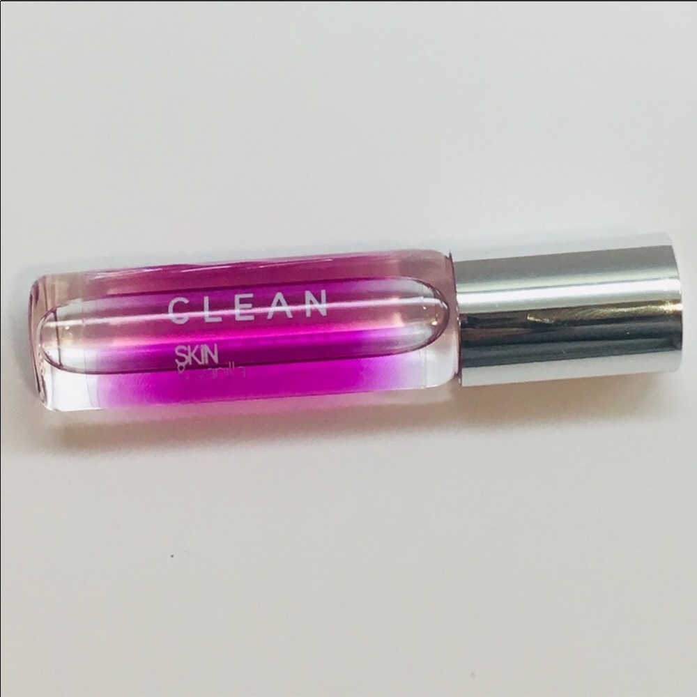 Clean skin & vanilla rollerball